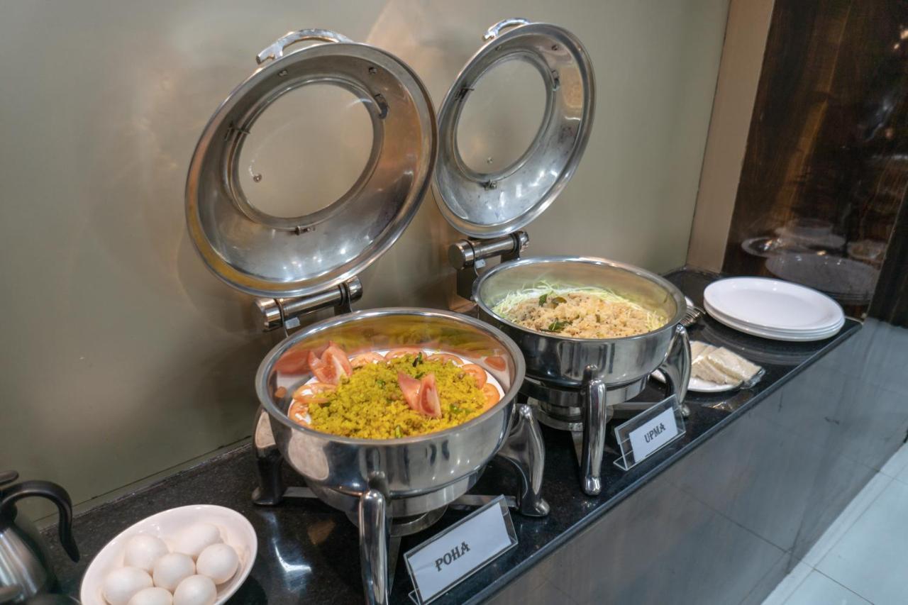 Hotel Dhavalgiri Thane Eksteriør bilde