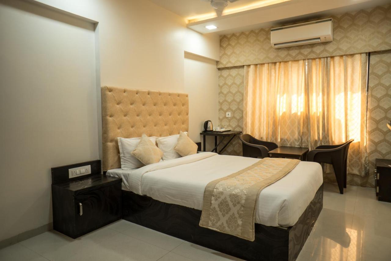 Hotel Dhavalgiri Thane Eksteriør bilde